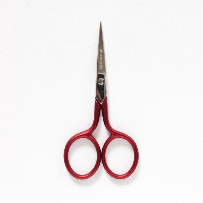 Studio Carta - Scarlet Red Embroidery Scissors - Default - gatherhereonline.sbs