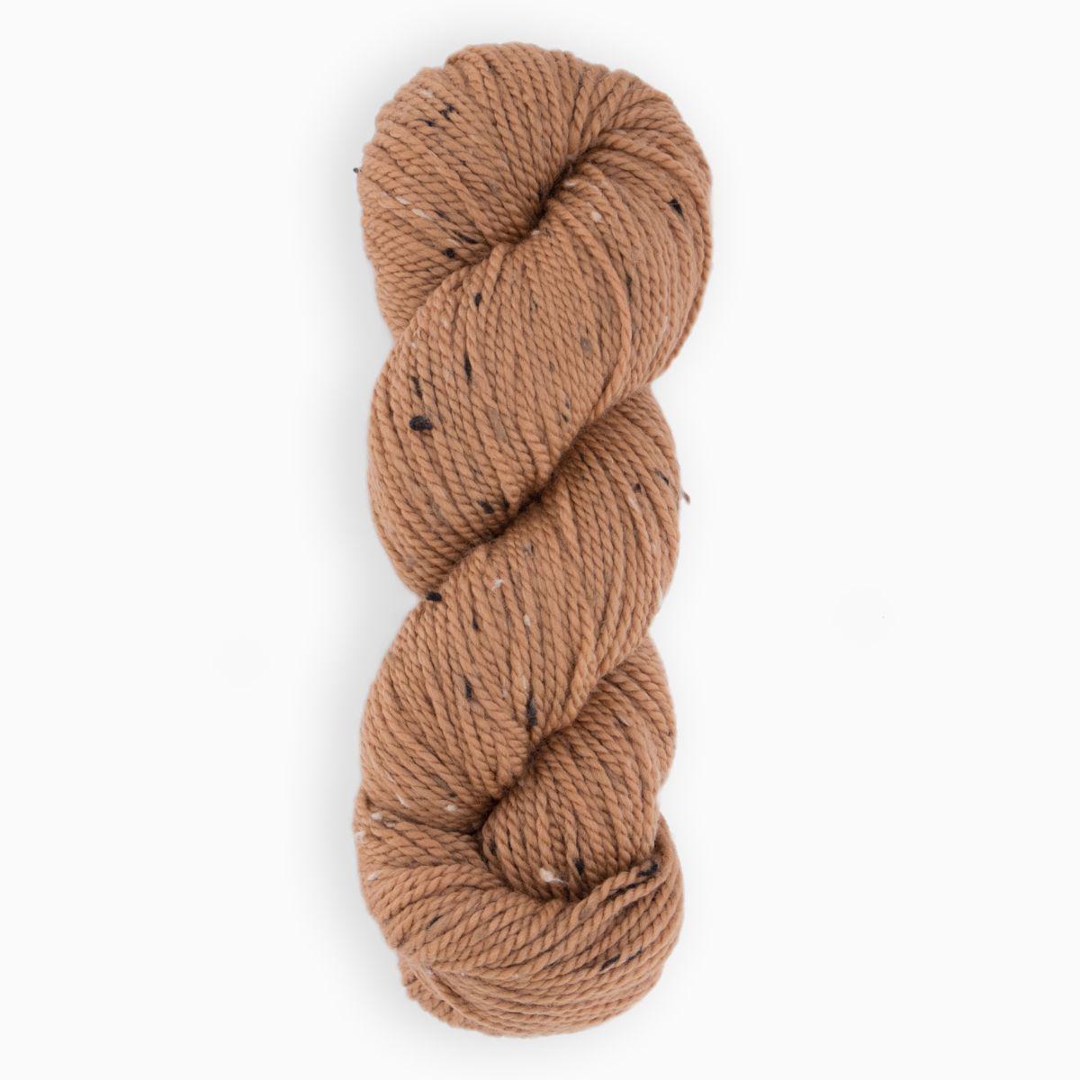 Woolfolk-Fleck-yarn-F3-gather here online