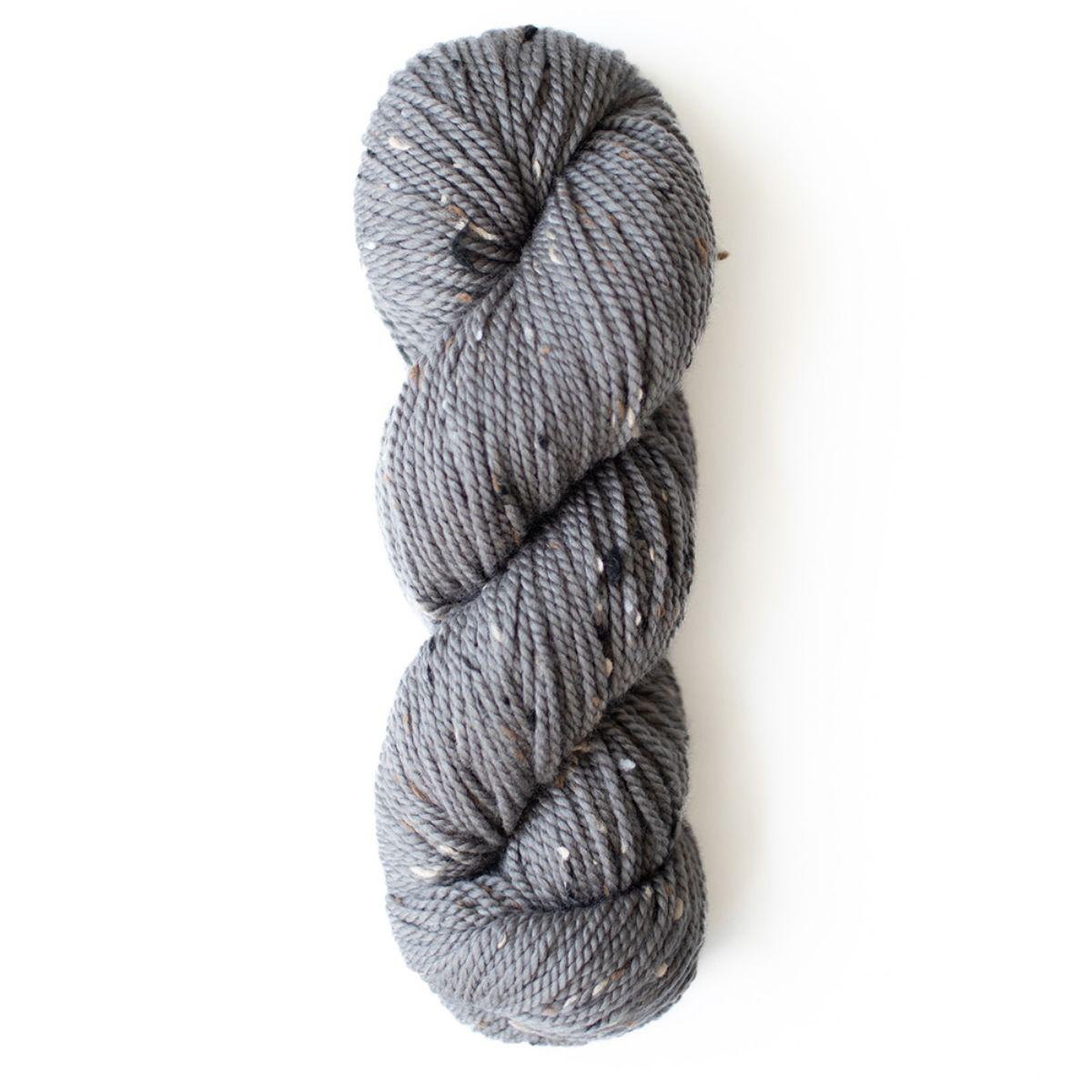 Woolfolk-Fleck-yarn-F6-gather here online