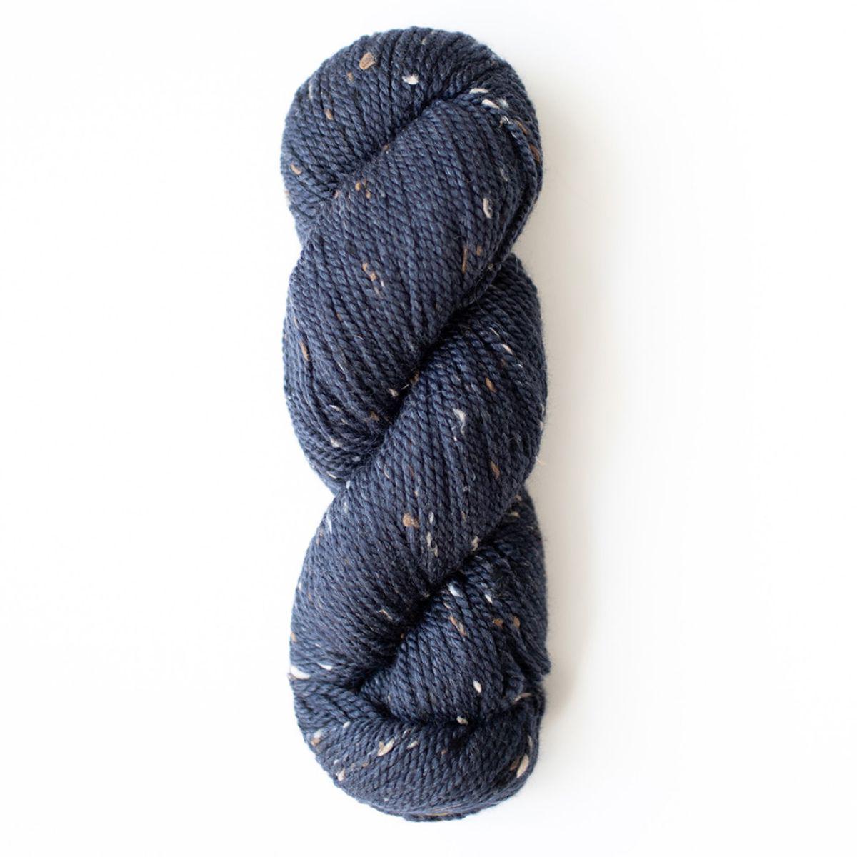 Woolfolk-Fleck-yarn-F7-gather here online