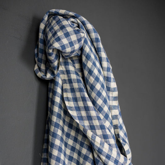Merchant & Mills-Faro European Laundered Linen-fabric-gather here online