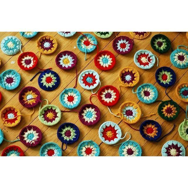 gather here classes - Crochet Flowers in the Snow - Default - gatherhereonline.sbs
