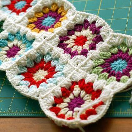 gather here classes - Crochet Flowers in the Snow - Default - gatherhereonline.sbs